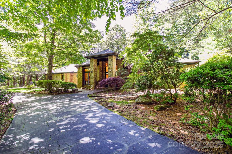 Property image 2 of 200 Maple Hill Drive in Kenmure, Flat Rock, NC 28731
