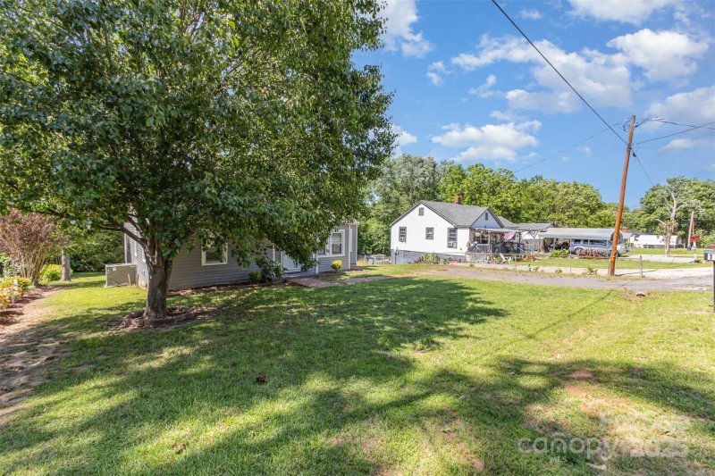 Property image 3 at 1103 Oklahoma Street, Kannapolis, NC 28083
