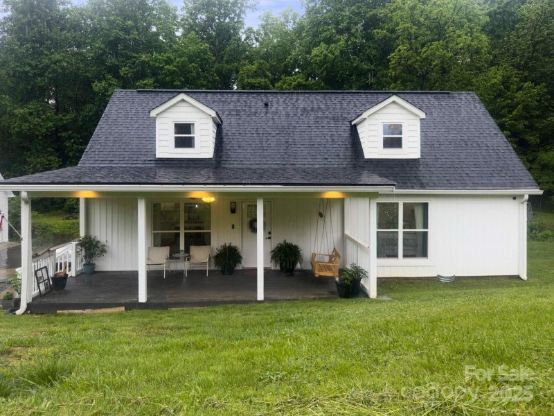 Property image 3 at 1135 Brook Path Trail, Denver, NC 28037