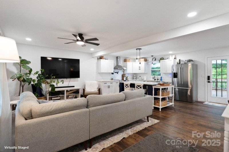 Property image 5 at 1135 Brook Path Trail, Denver, NC 28037