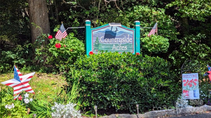 Property image 3 of 114 Trails End Lane in Countryside Acres, Waynesville, NC 28785