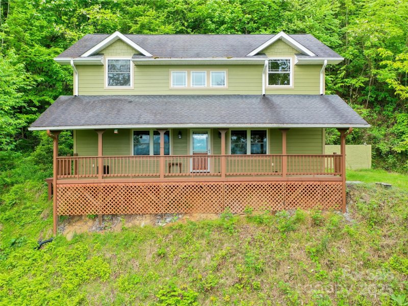 Property image 2 at 572 Multiflora Way, Waynesville, NC 28785