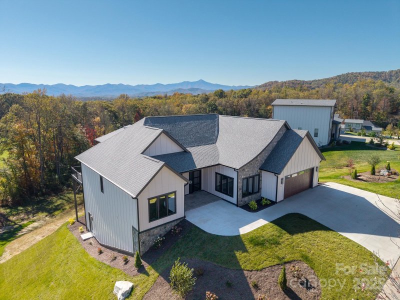 Property image 3 of 51 Bridgeway Drive in STONERIDGE AT HAYES MOUNTAIN, Candler, NC 28715