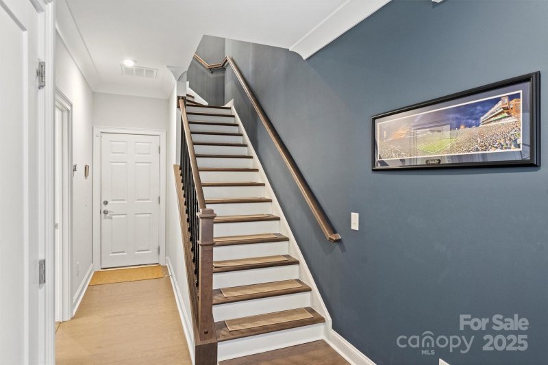 Property image 4 at 310 N Dotger Avenue, Charlotte, NC 28204