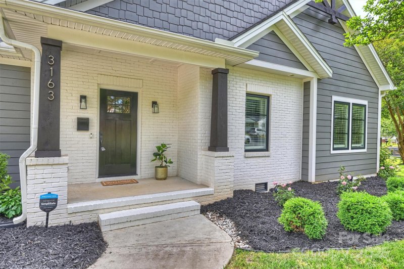 Property image 4 at 3163 Maury Street, Charlotte, NC 28208