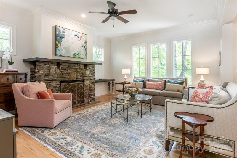 Property image 2 of 20 East Owl Creek Lane in Southcliff, Fairview, NC 28730