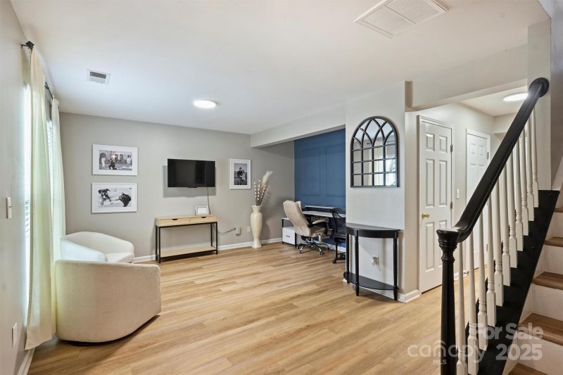 Property image 2 at 15639 Sir Charles Place, Charlotte, NC 28277