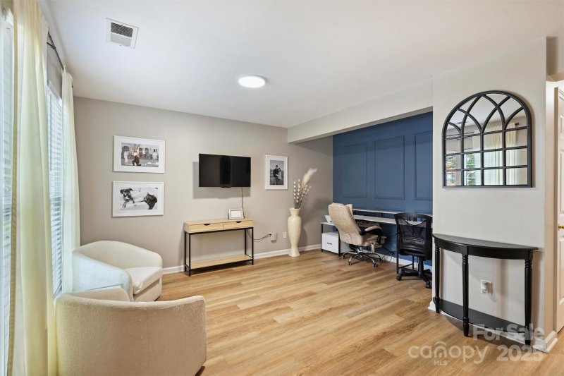 Property image 3 at 15639 Sir Charles Place, Charlotte, NC 28277