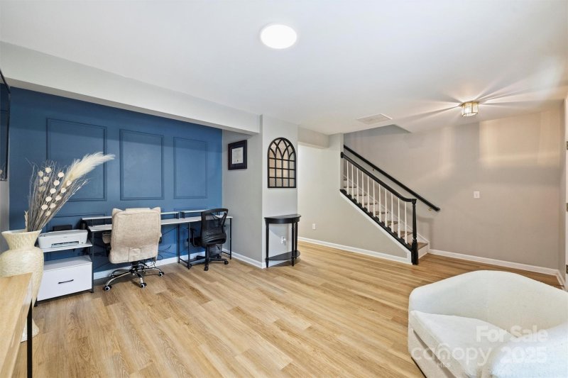 Property image 4 at 15639 Sir Charles Place, Charlotte, NC 28277