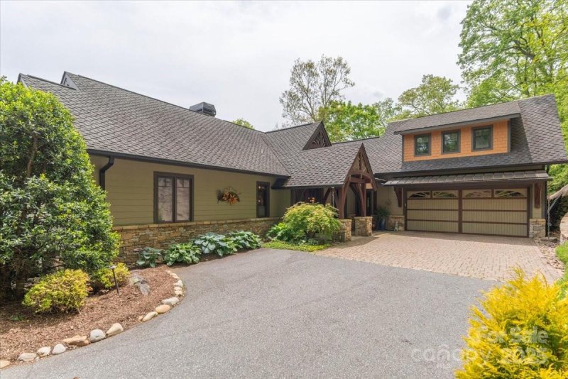 Property image 2 at 2461 Eagles Nest Road, Waynesville, NC 28786