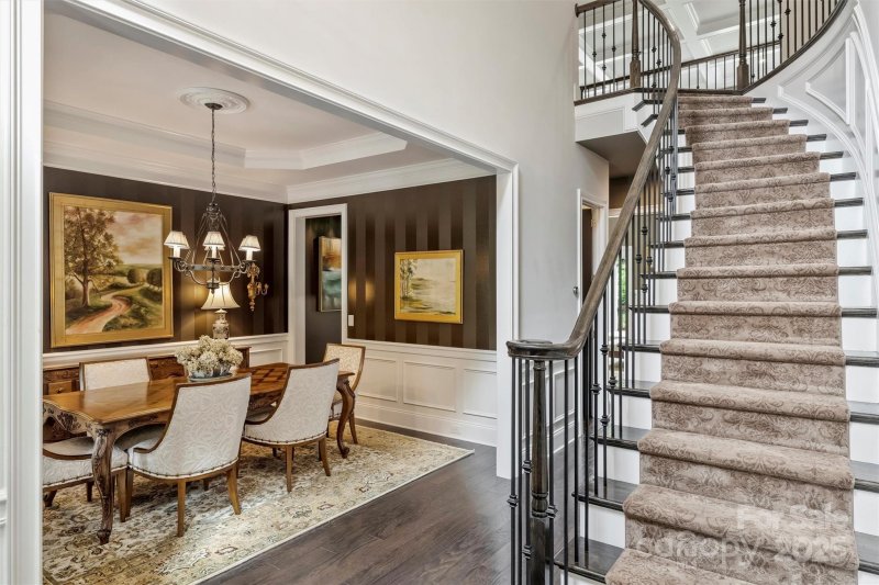 Property image 2 at 7428 Edenbridge Lane, Charlotte, NC 28226