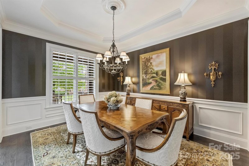 Property image 3 at 7428 Edenbridge Lane, Charlotte, NC 28226