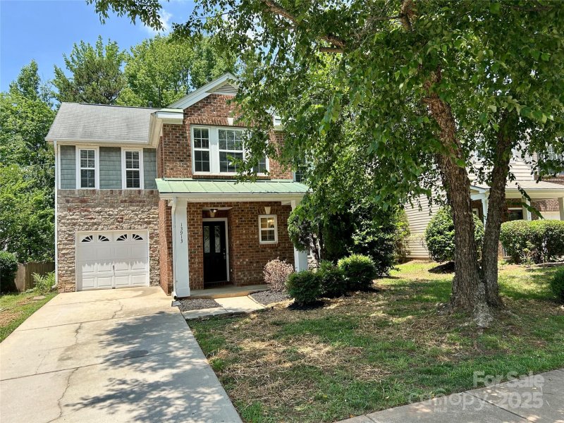 Property image 3 at 13913 Pinyon Pine Lane, Charlotte, NC 28215