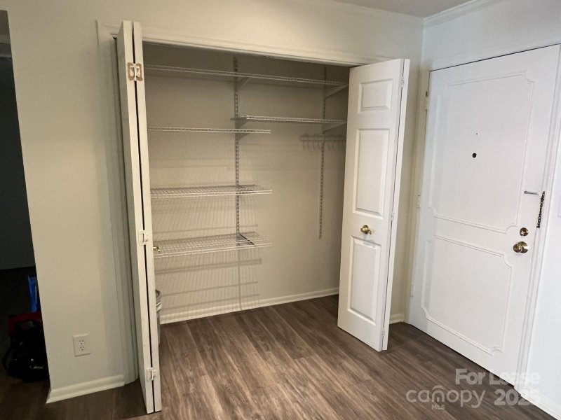 Property image 5 at 1323 Queens Road, Charlotte, NC 28207