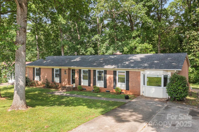 Property image 3 at 844 Fieldstone Road, Mooresville, NC 28115