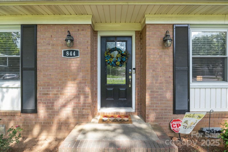 Property image 4 at 844 Fieldstone Road, Mooresville, NC 28115