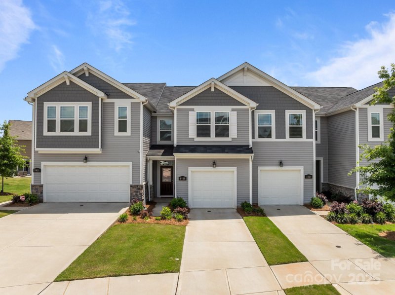 Property image 2 at 5625 Axil Lane, Charlotte, NC 28269