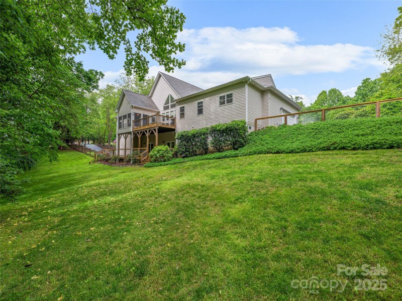 Property image 5 of 138 Bridlewood Trail in Mills Pointe, Mills River, NC 28759