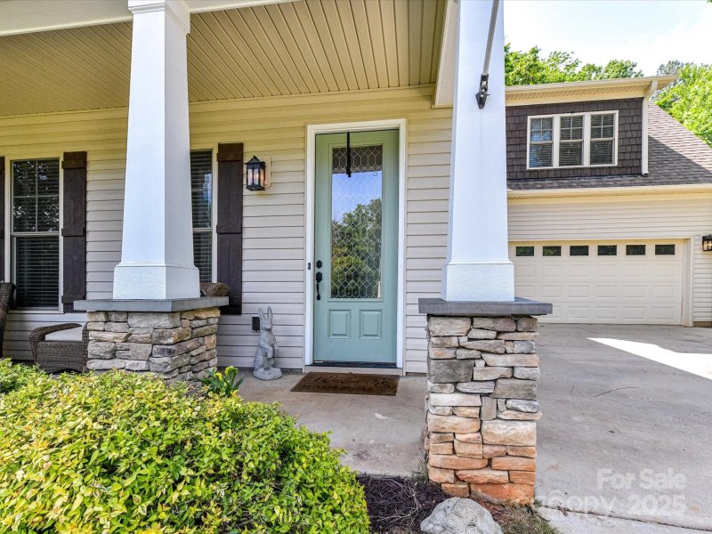 Property image 3 at 3801 Creek Ridge Drive, Denver, NC 28037