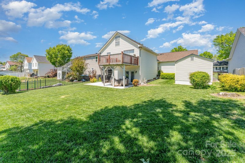 Property image 2 at 1076 Braxton Drive, Concord, NC 28025