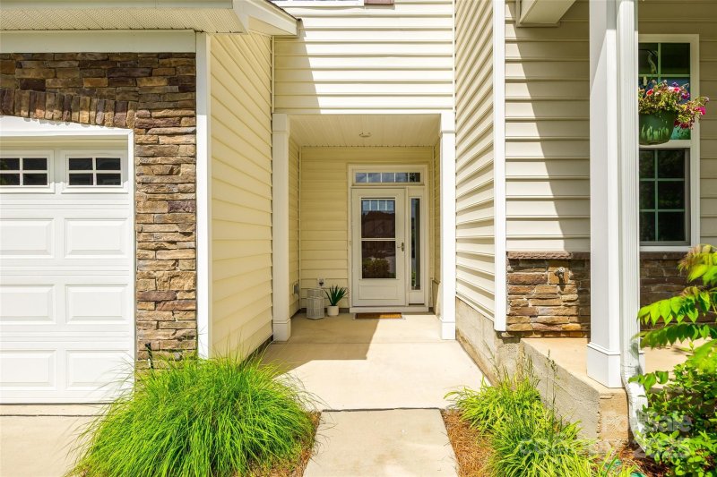 Property image 3 at 809 River Park Road, Belmont, NC 28012