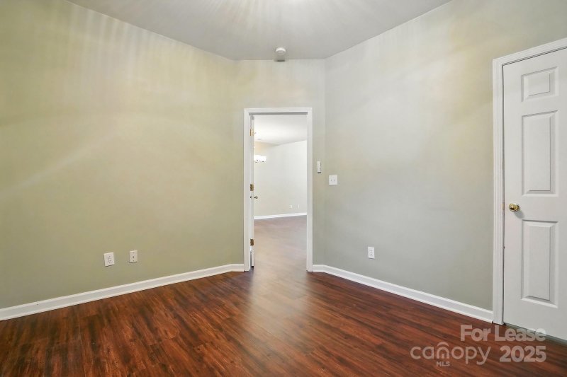 Property image 2 at 7420 Abigail Glen Drive, Charlotte, NC 28212