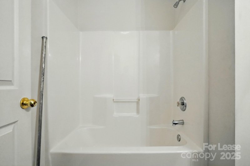 Property image 5 at 7420 Abigail Glen Drive, Charlotte, NC 28212