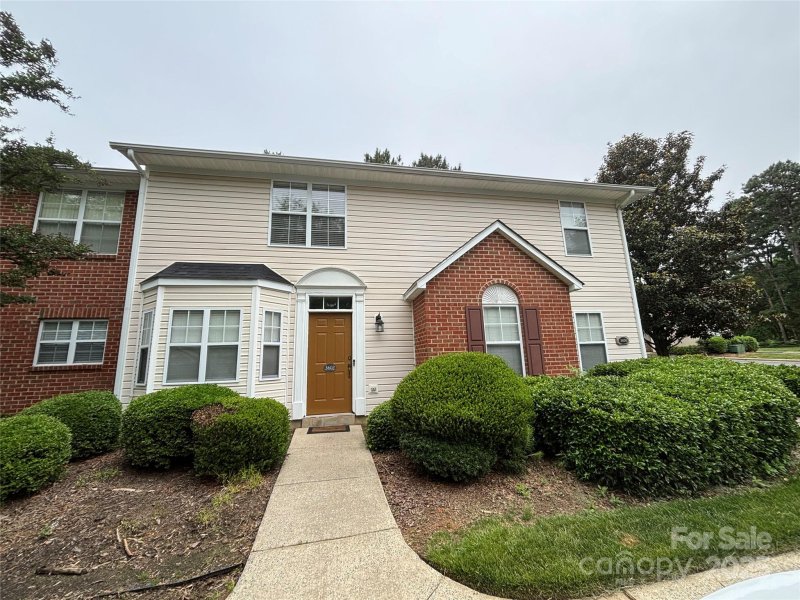 Melrose Townhomes, Matthews Community