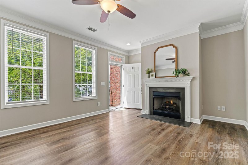 Property image 2 at 110 Dime Lane, Mooresville, NC 28117