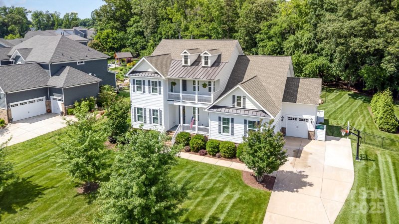 Property image 5 at 112 South Shore Drive, Belmont, NC 28012