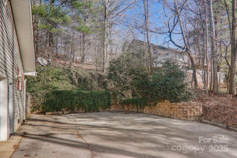 Property image 4 at 703 Cinnamon Way, Flat Rock, NC 28731