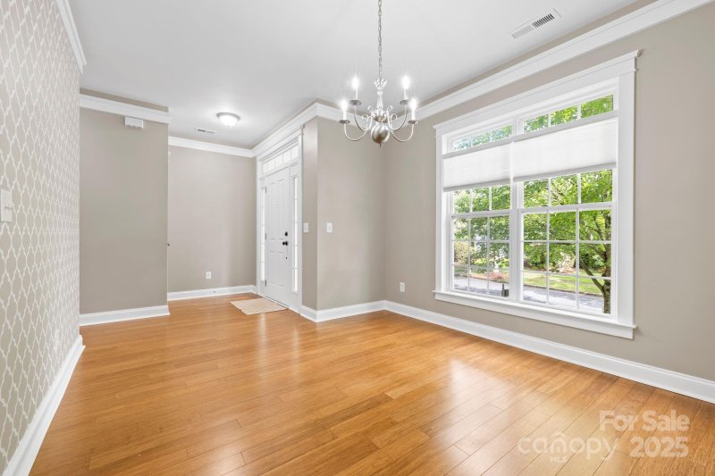 Property image 5 of 132 E Morehouse Avenue in Water Oak, Mooresville, NC 28117