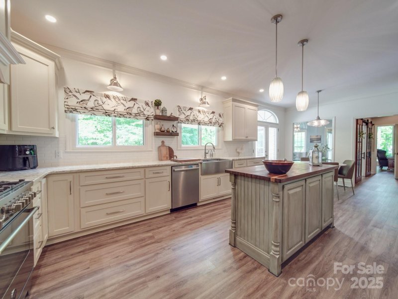 Property image 5 at 5900 Colwick Court, Concord, NC 28027