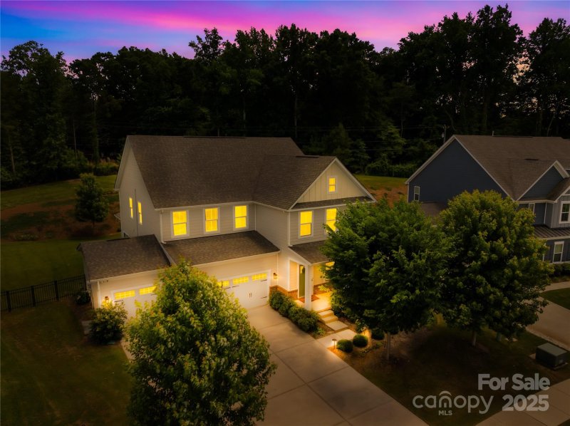 Property image 4 of 10901 Greenvale Drive in Grantham, Harrisburg, NC 28075