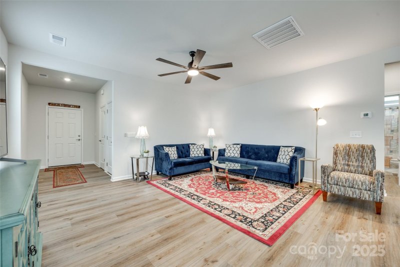 Property image 5 of 1745 Otter Perch Lane in Elizabeth, Fort Mill, SC 29715