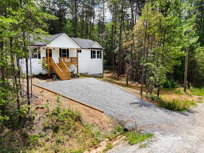 Property image 3 at 320 Haven Ridge Lane, Marion, NC 28752