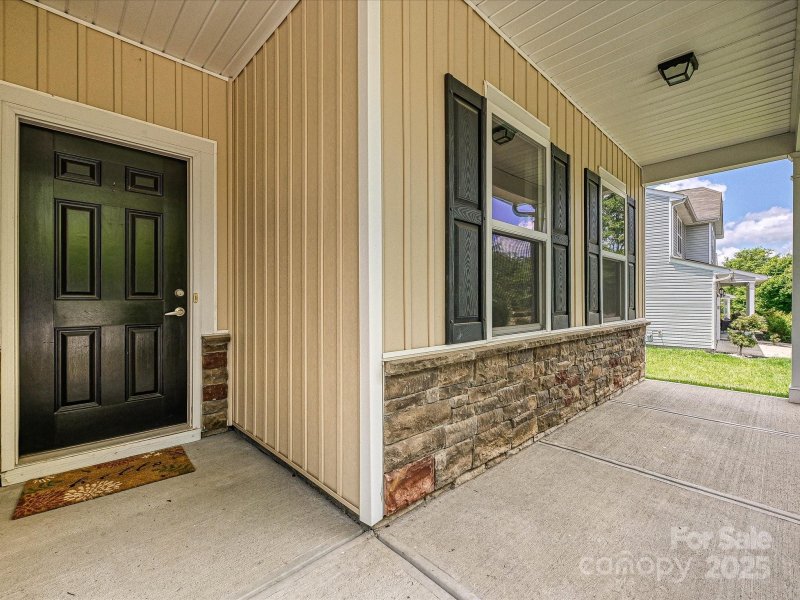 Property image 2 at 9027 Gray Willow Road, Charlotte, NC 28227