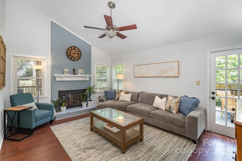 Property image 5 at 1014 Covewood Court, Charlotte, NC 28270