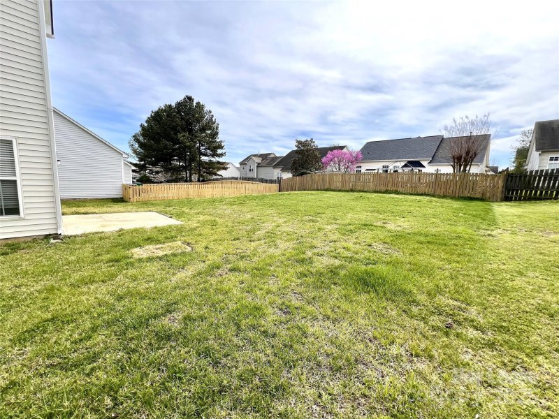 Property image 3 at 3519 Balsam Tree Drive, Charlotte, NC 28269