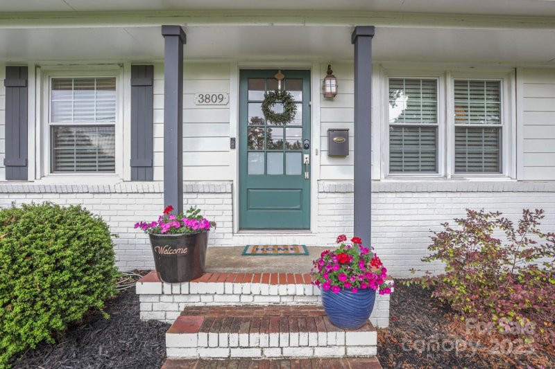 Property image 3 at 3809 Topsfield Road, Charlotte, NC 28211