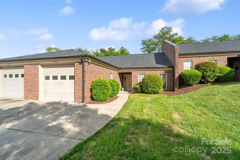 Property image 2 at 608 Camrose Circle, Concord, NC 28025