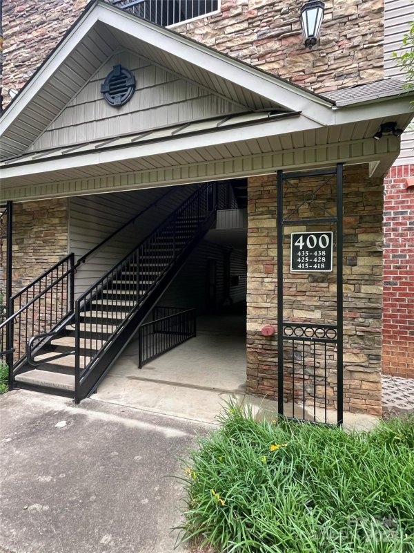 Grove Appeldoorn Condo, Asheville Community