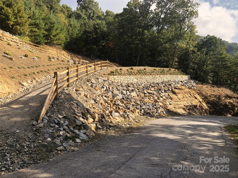 Property image 5 of 145 Black Oak Drive in The Forest, Asheville, NC 28804