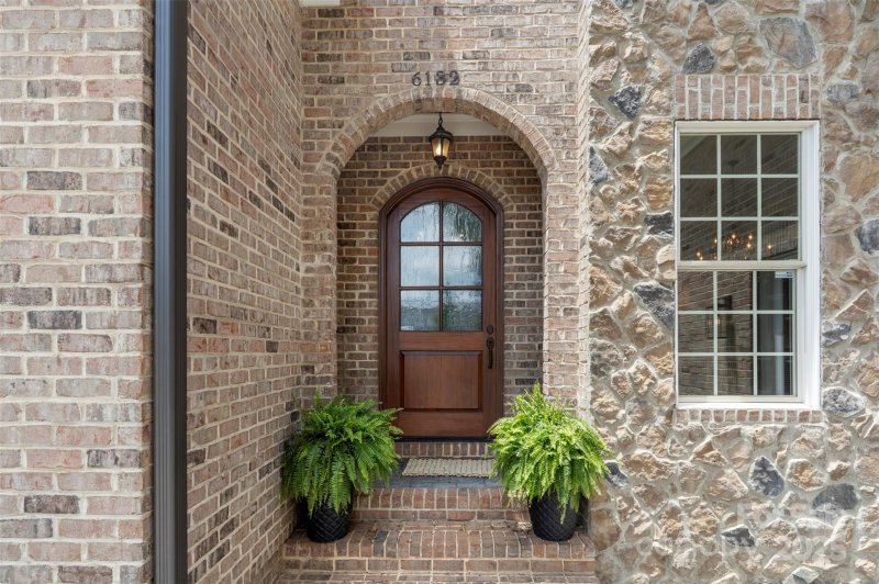 Property image 5 at 6132 Sharon Road, Charlotte, NC 28210