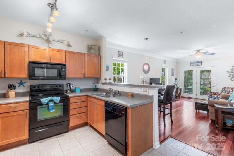 Property image 5 at 611 Appeldoorn Circle, Asheville, NC 28803