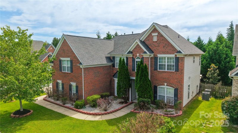 Property image 3 at 16012 Caranna Court, Charlotte, NC 28277