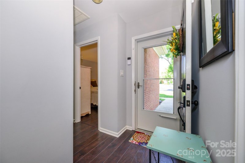 Property image 3 at 9239 N Vicksburg Park Court, Charlotte, NC 28210