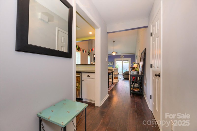 Property image 4 at 9239 N Vicksburg Park Court, Charlotte, NC 28210