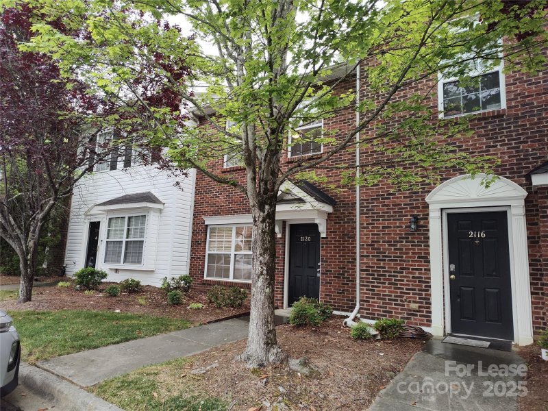 Property image 2 at 2120 Sardony Lane, Charlotte, NC 28213