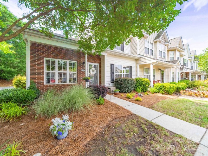 Property image 3 at 3446 Broadwick Street, Charlotte, NC 28213